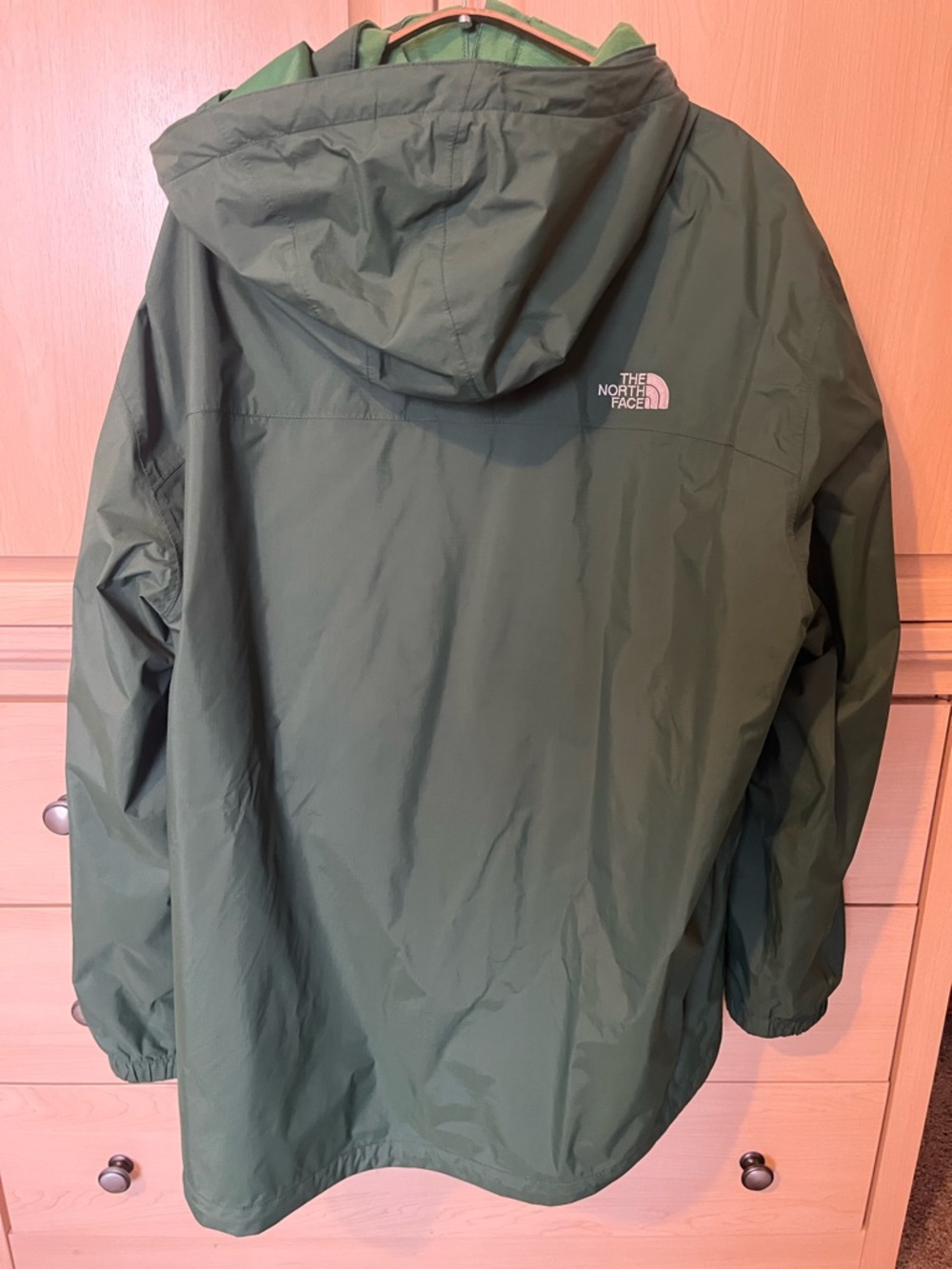 The North Face Men’s Hyvent Waterproof Hooded Jacket, Forest Green, XXL - Picture 4 of 6